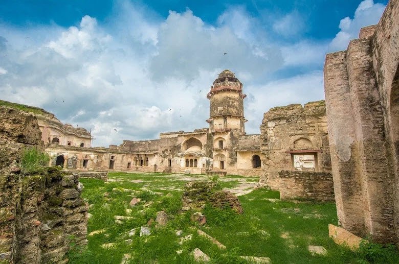 Ater Fort, Bhind, Madhya Pradesh - Vushii.com